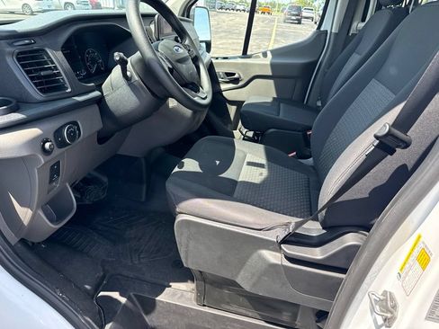 Used 2025 Ford Transit 250 Low Roof w/ Exterior Upgrade Package RWD image 14