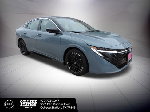 New 2026 Nissan Sentra SR image 3