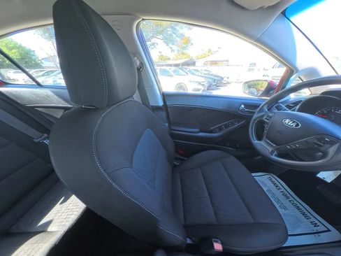 Used 2016 Kia Forte LX FWD image 27