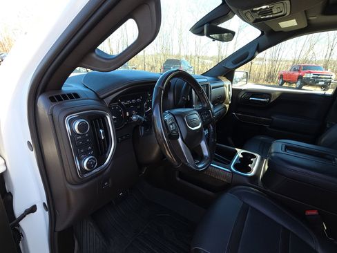 Used 2019 GMC Sierra 1500 Denali w/ Technology Package image 17