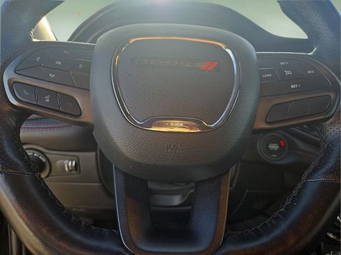 Used 2023 Dodge Durango GT image 31