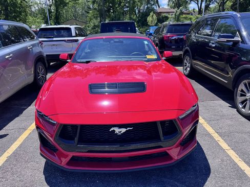 Used 2024 Ford Mustang GT Premium RWD image 2