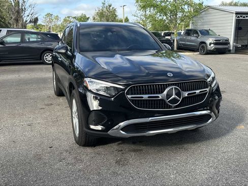 Used 2025 Mercedes-Benz GLC 300 image 9