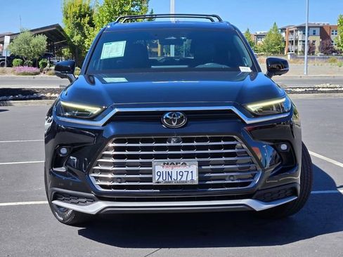 Certified 2025 Toyota Grand Highlander AWD Hybrid image 38