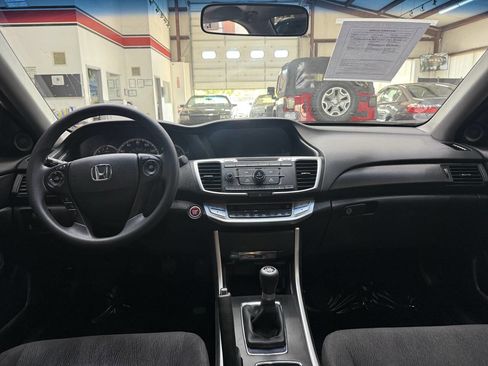 Used 2013 Honda Accord EX image 20