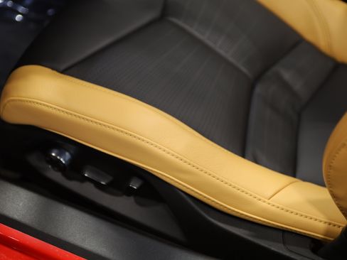 Used 2023 Chevrolet Corvette Stingray Preferred Conv w/ Z51 Performance Package RWD image 14