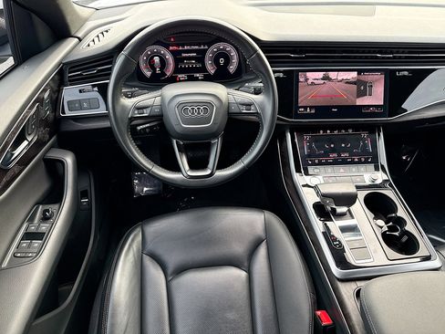 Used 2019 Audi Q8 Premium Plus image 16