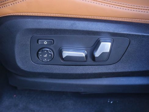 New 2026 BMW X5 sDrive40i w/ M Sport Package RWD image 17