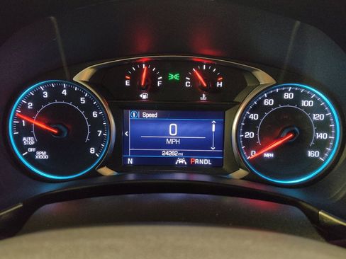 Used 2024 Chevrolet Equinox LT FWD image 23