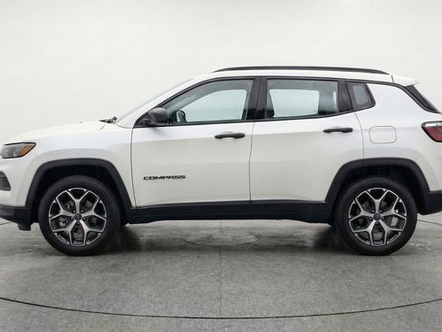 Used 2025 Jeep Compass Limited AWD/4WD image 4