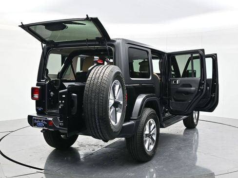 Used 2021 Jeep Wrangler Unlimited Sahara AWD/4WD image 53