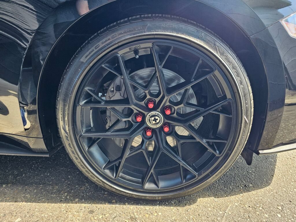 Used 2019 Ford Mustang GT Premium w/ Equipment Group 401A RWD image 8