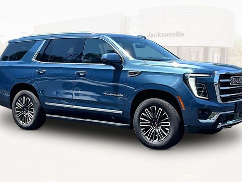 Used 2026 GMC Yukon Elevation w/ Elevation Premium Package AWD/4WD image 3