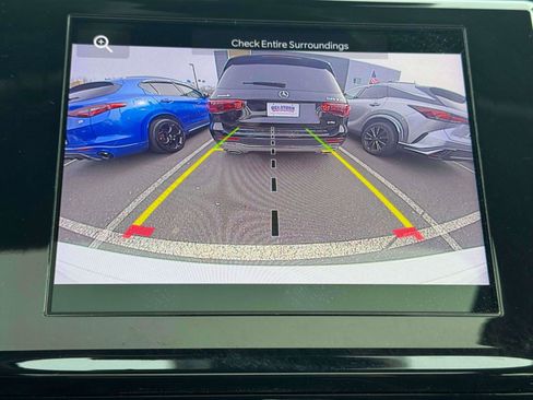 Used 2023 Jeep Grand Cherokee Laredo w/ Luxury Tech Group I image 26