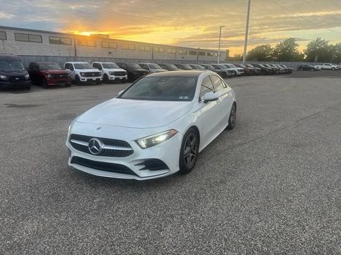 Used 2020 Mercedes-Benz A 220 4MATIC image 3