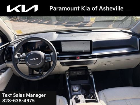 Used 2025 Kia Sorento EX image 7