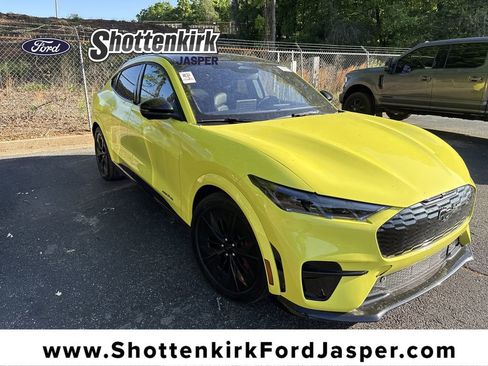 Used 2025 Ford Mustang Mach-E GT image 1