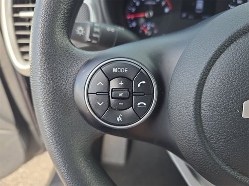 Used 2022 Kia Soul LX w/ Technology Package image 21