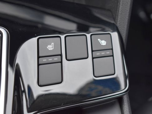 Used 2023 Kia Sportage EX FWD image 9