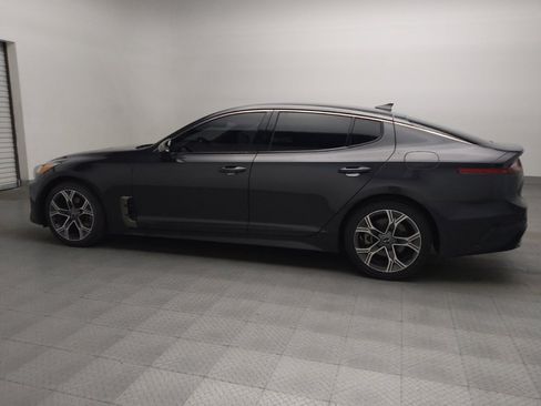 Used 2020 Kia Stinger GT-Line image 3