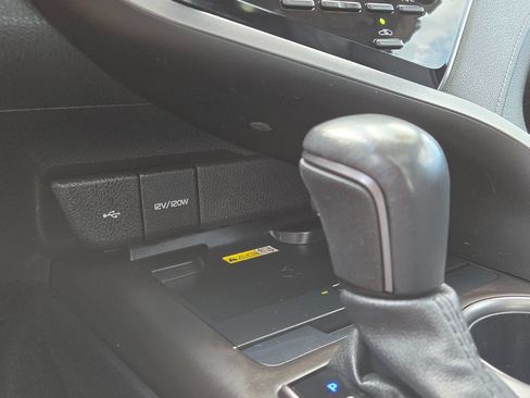 Used 2022 Toyota Camry XSE w/ Cold Weather Package FWD image 25
