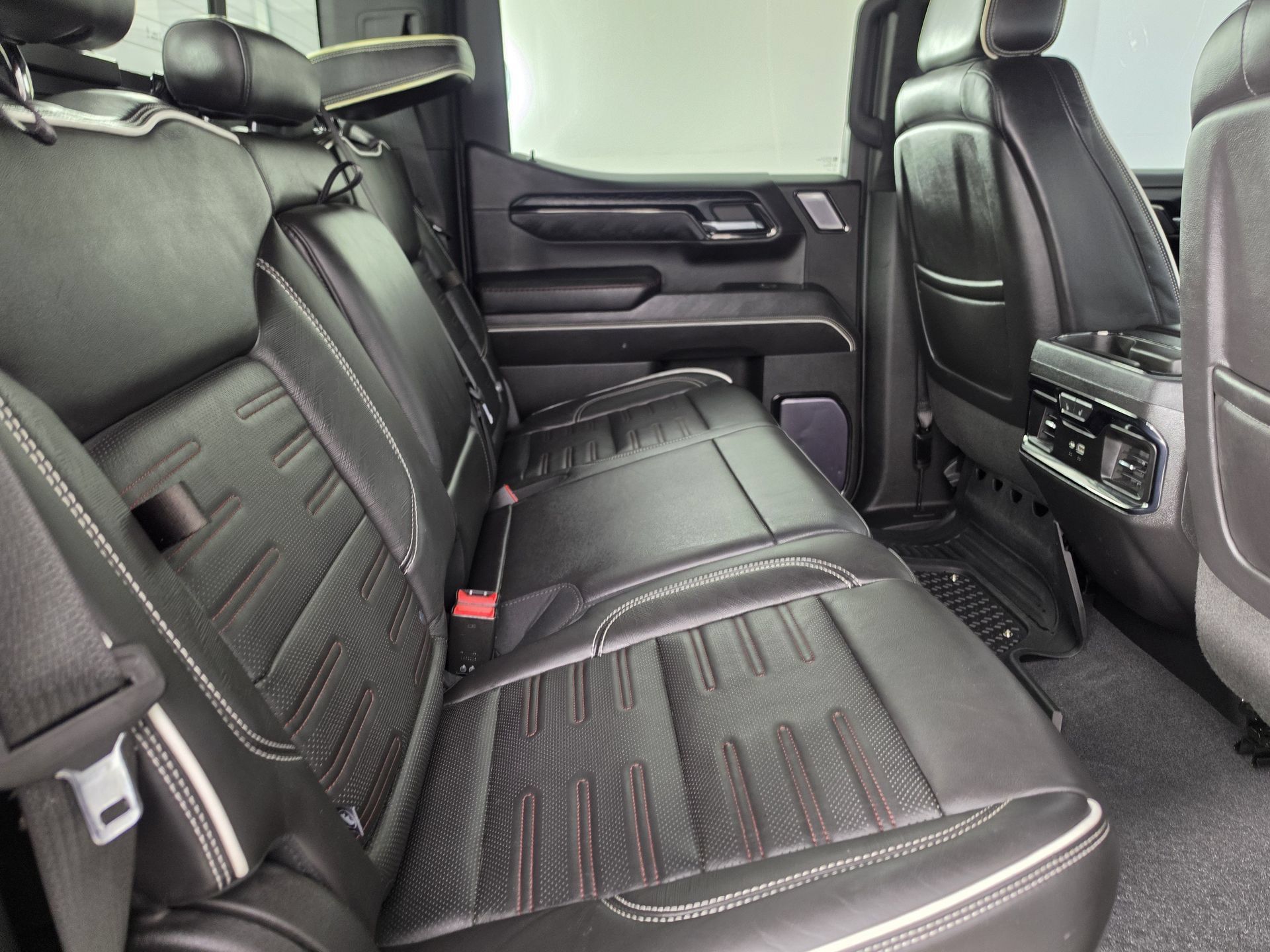 Used 2022 GMC Sierra 1500 AT4X AWD/4WD image 30