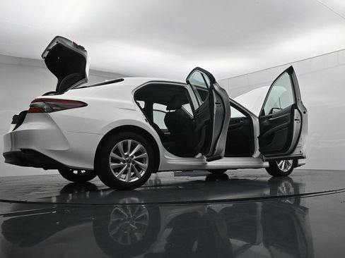 Used 2024 Toyota Camry LE FWD image 47