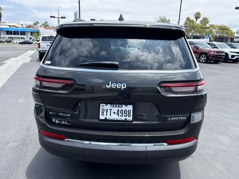Used 2022 Jeep Grand Cherokee L Limited AWD/4WD image 16