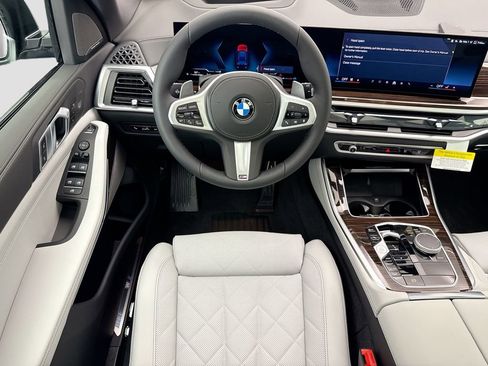 New 2026 BMW X5 xDrive40i w/ M Sport Package image 10
