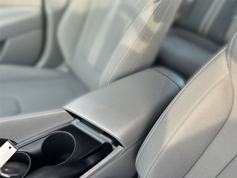 Used 2024 Hyundai Elantra SEL image 22