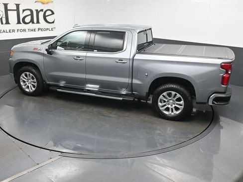 Used 2025 Chevrolet Silverado 1500 LTZ AWD/4WD image 41