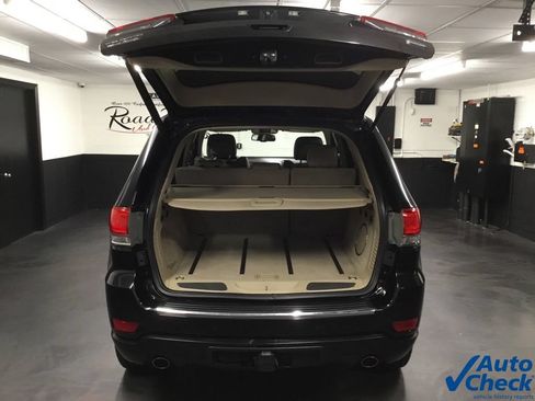 Used 2014 Jeep Grand Cherokee Overland AWD/4WD image 12