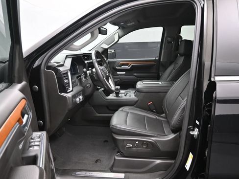 Used 2022 GMC Sierra 1500 Denali AWD/4WD image 9