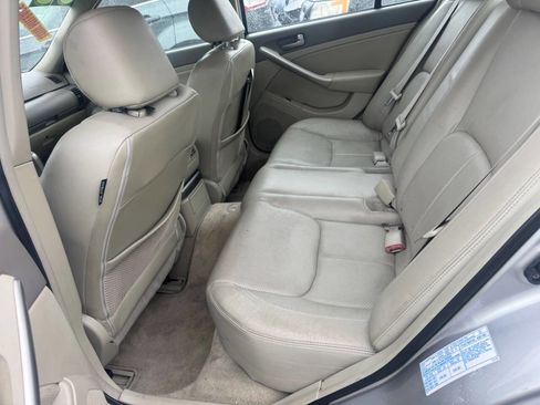Used 2003 INFINITI G35 Sedan w/ Premium Pkg image 7