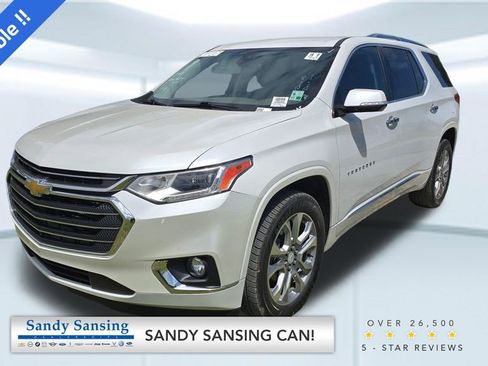 Used 2019 Chevrolet Traverse Premier w/ Driver Confidence II Package image 1