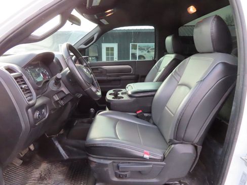 Used 2024 RAM 3500 Tradesman image 18