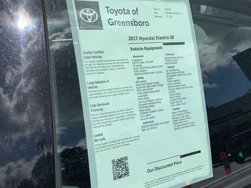 Used 2017 Hyundai Elantra SE FWD image 33