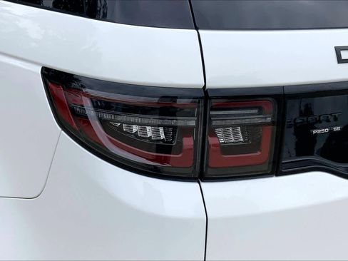 Used 2020 Land Rover Discovery Sport SE AWD/4WD image 27
