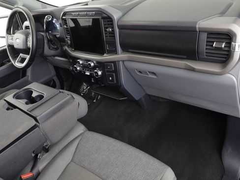 Used 2024 Ford F150 XLT image 23