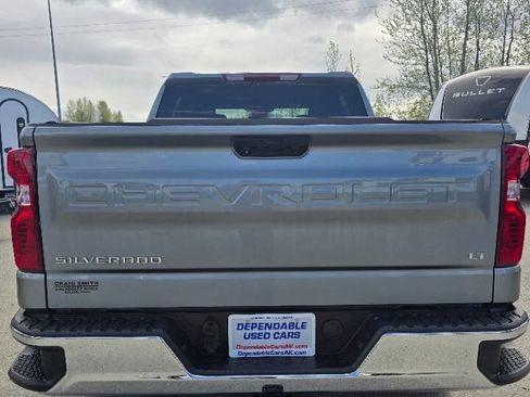 Used 2023 Chevrolet Silverado 1500 LT AWD/4WD image 7