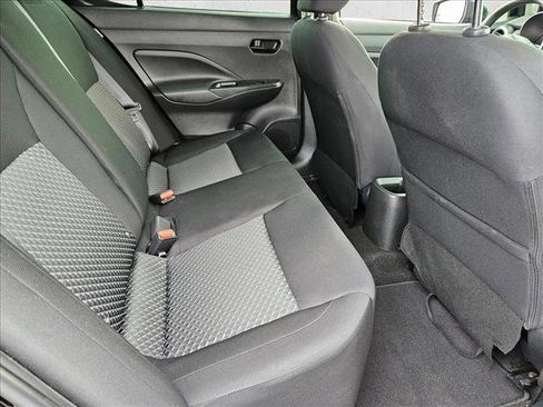 Used 2023 Nissan Versa S w/ S Plus Package FWD image 18