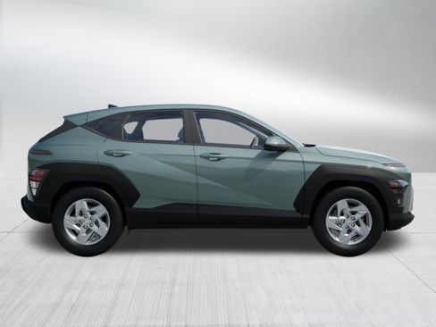 New 2026 Hyundai Kona SE image 7