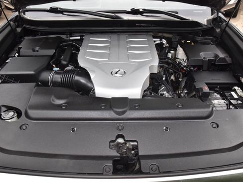 Used 2023 Lexus GX 460 Premium w/ Accessory Package AWD/4WD image 41