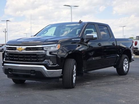 Used 2023 Chevrolet Silverado 1500 LT AWD/4WD image 14