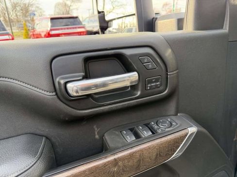 Used 2021 GMC Sierra 2500 Denali w/ Denali Ultimate Package AWD/4WD image 17
