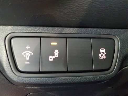 Certified 2024 Kia Forte LXS w/ LXS Technology Package image 29