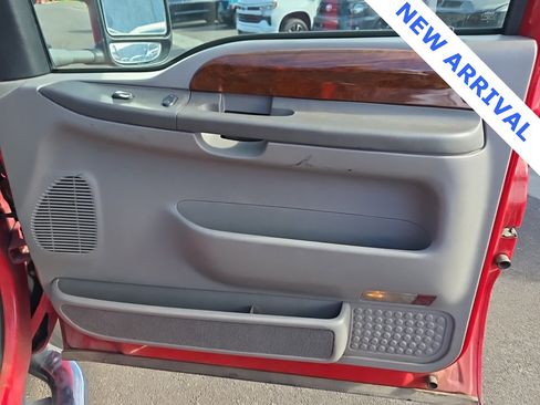 Used 2001 Ford F350 Lariat image 36