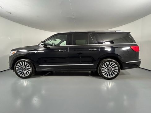 Used 2020 Lincoln Navigator L Reserve w/ Luxury Package image 4