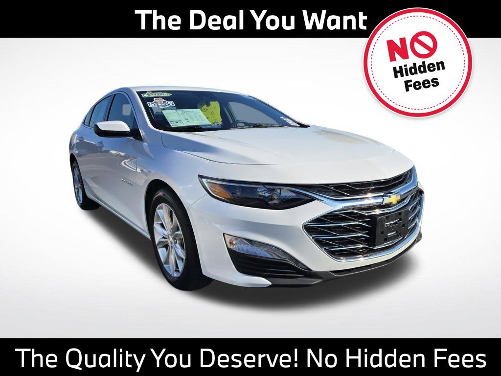 Used 2025 Chevrolet Malibu LT FWD image 1