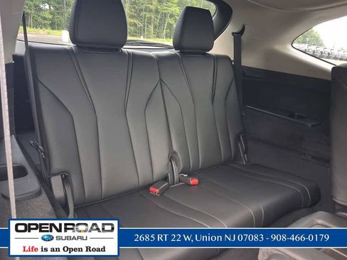 Used 2024 Acura MDX SH-AWD image 21
